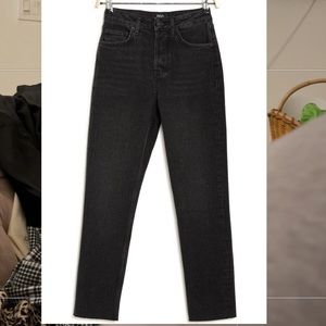 Urban Outfitters high rise slim straight 27W 32L